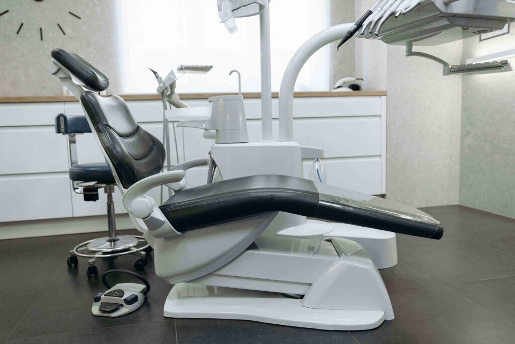 Equipo de profesionales en salud bucal en Clínica Dental Bétera